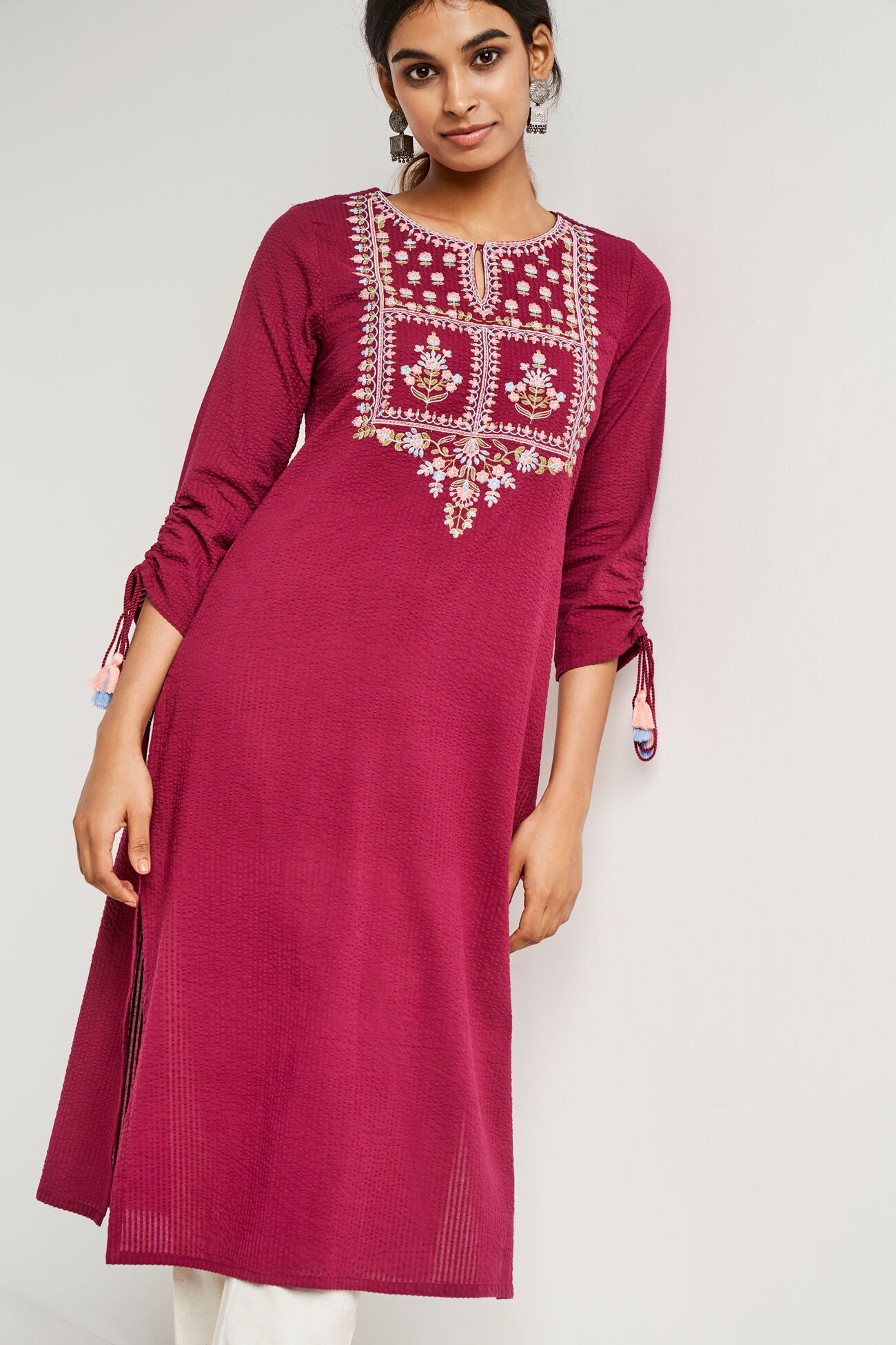 Buy Wine Solid Straight Kurta Online at Best Price at Global Desi-  FW22GH343KUSC