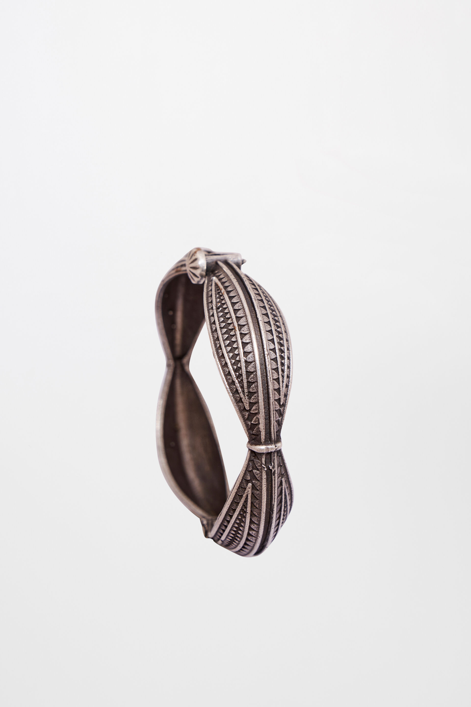 Buy Silver Alloy Bracelets After Six Wear Online at Best Price | Cbazaar